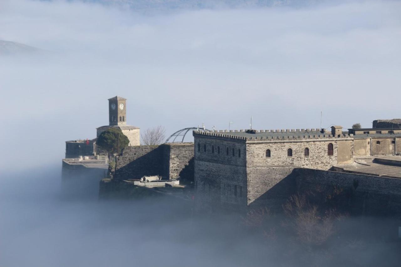 فندق Braja House Gjirokastër المظهر الخارجي الصورة