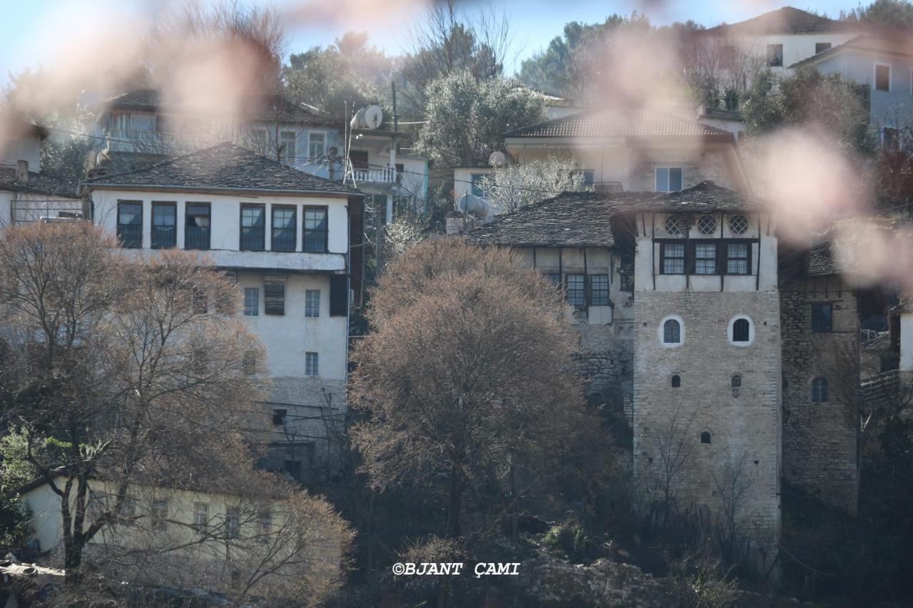 فندق Braja House Gjirokastër المظهر الخارجي الصورة