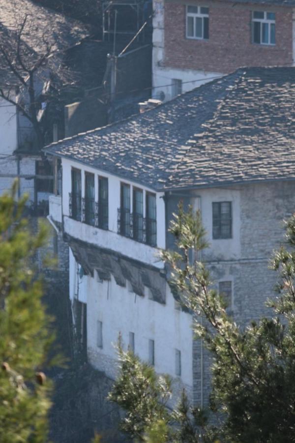 فندق Braja House Gjirokastër المظهر الخارجي الصورة