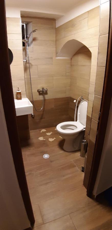 فندق Braja House Gjirokastër المظهر الخارجي الصورة