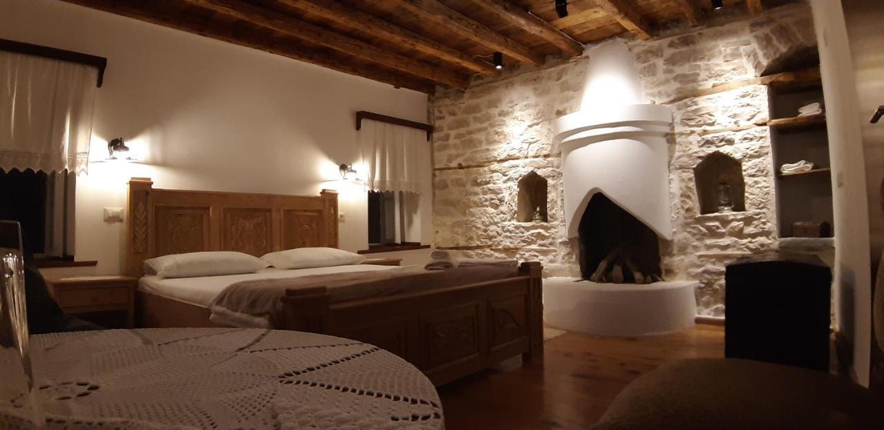 فندق Braja House Gjirokastër المظهر الخارجي الصورة